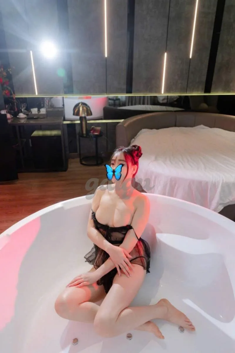 ❤️VY VY❤️ -XINH ĐẸP,QUYẾN RŨ, NHẸ NHÀNG À TÌNH CẢM