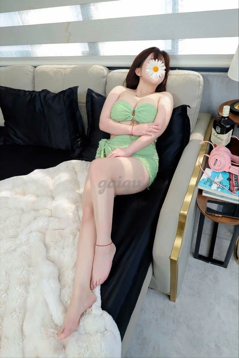 Hà Vy_ Gái xinh chiều khách, kỹ năng điêu luyện