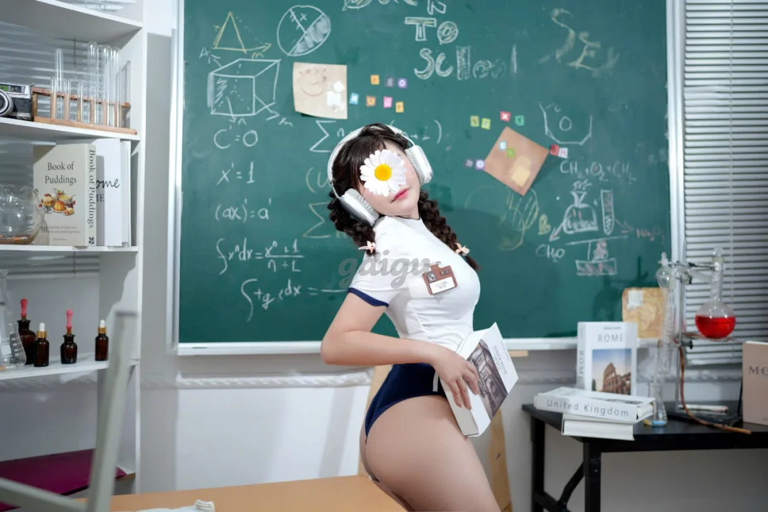 Hoàng Yến Xinh Đáng Yêu - Ngực Đẹp Body Thơm - Mông Mẩy Căng Tràn - Thỏa Mãn Sung Sướng Cùng Em