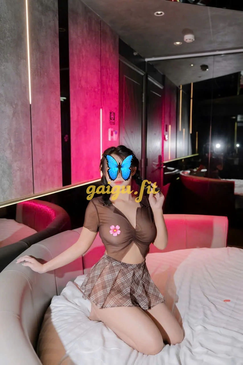 💗 QUỲNH ANH ⭐ NGỌT NGÀO XINH ĐẸP MÀ CÒN BIẾT CHIỀU CHUỘNG