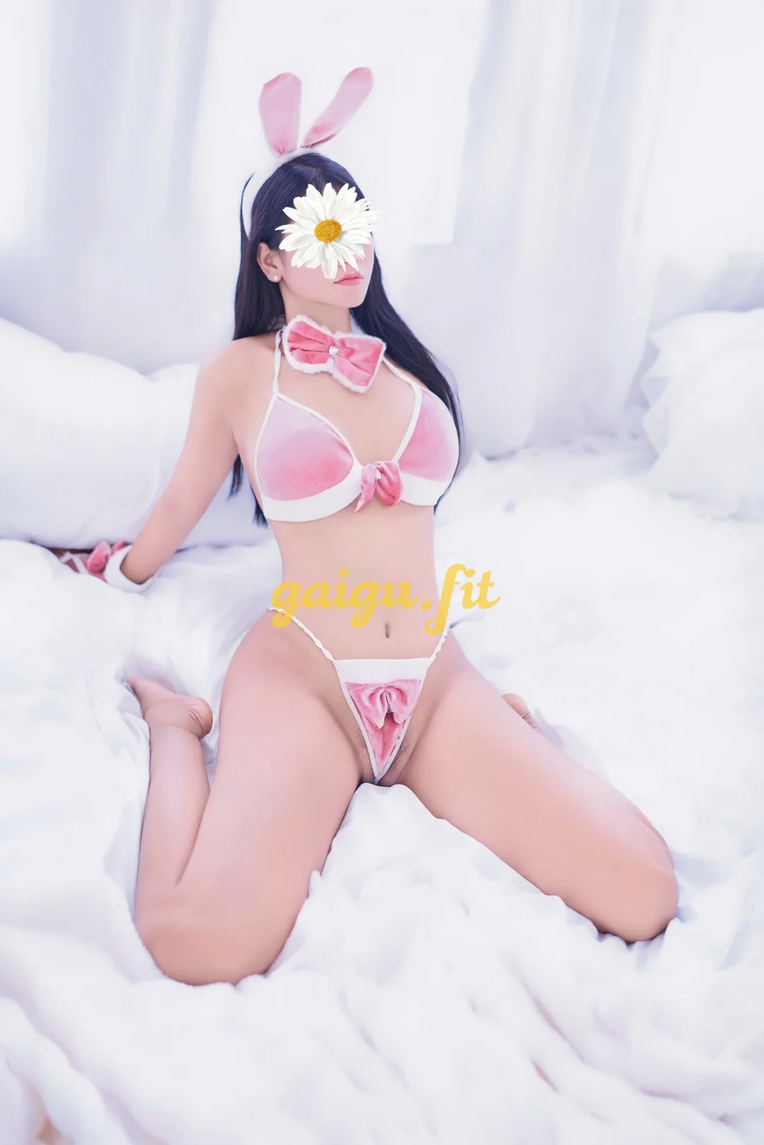 BÉ QUỲNH --- SEXY, NON TƠ, DỄ THƯƠNG!!!