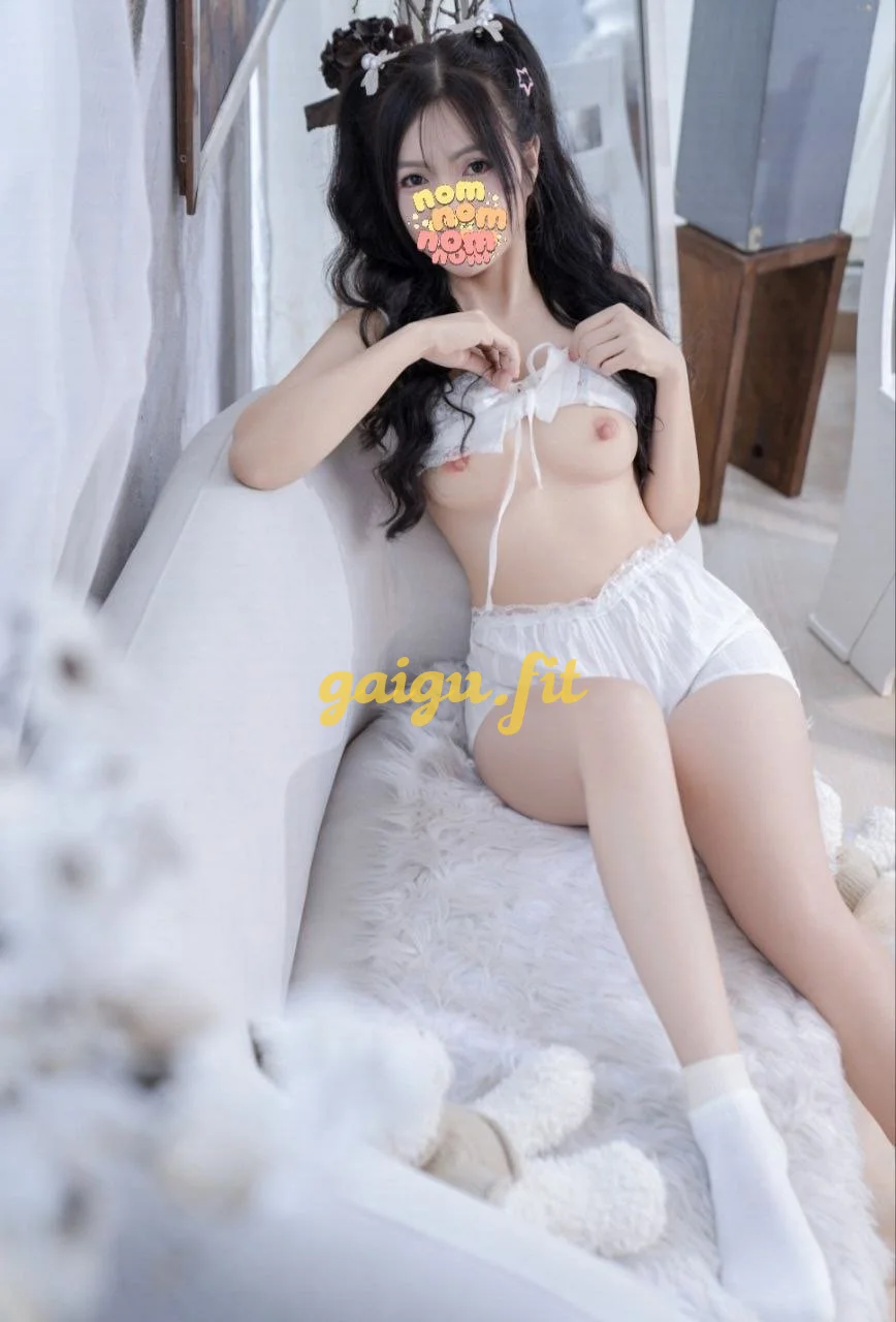 ( ) LÂM NHI - FACE NÉT - 3 VÒNG NÓNG BỎNG