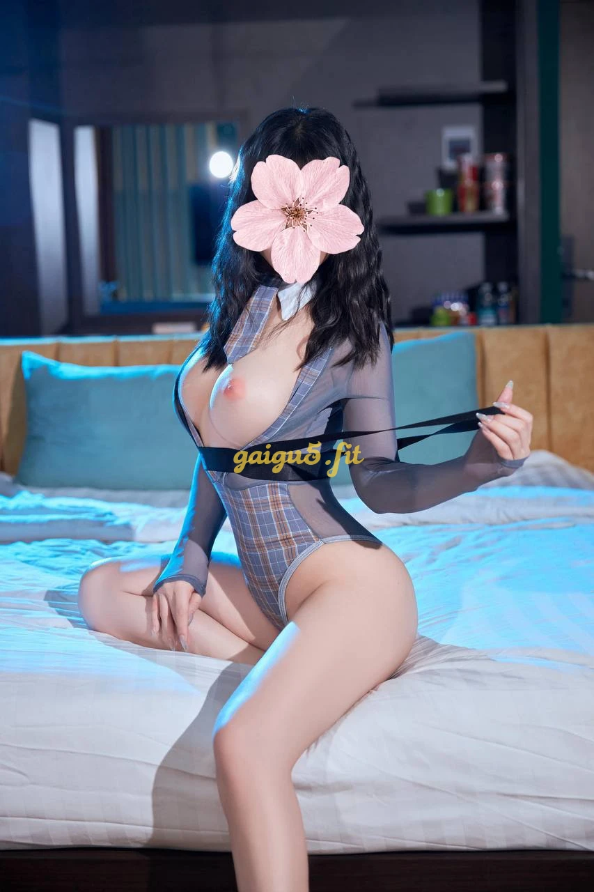 Hotgirl Yoga❤️QUẾ CHI 2K5❤️Xinh Trắng Body Săn Chắc Chuẩn Gợi Dục Vú To-Yêu Nghề Nhiệt Tình