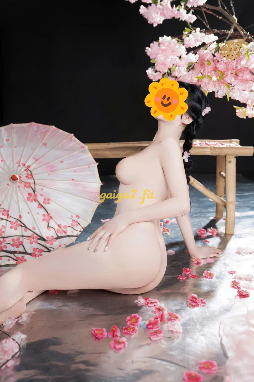 Bảo Ngọc - Xinh Dâm - Yêu Kiều - Chiều Khách Như Người Yêu