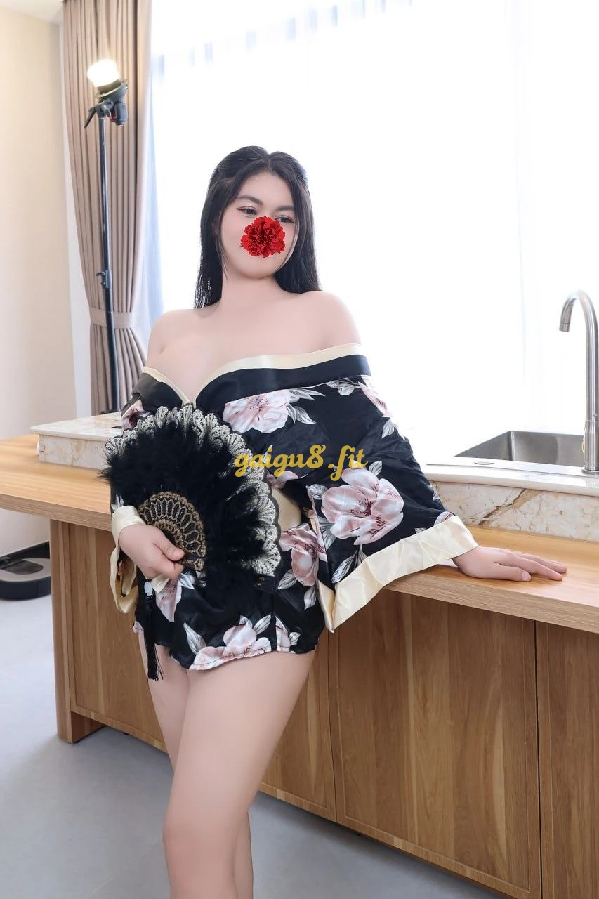 MẪN NHI XINH XẮN TUYỆT PHẨM VÚ TO MÔNG BỰ LÀM TÌNH BÚ CU DÂM NHƯ PHIM SEX MỸ RẤT CHIỀU KHÁCH