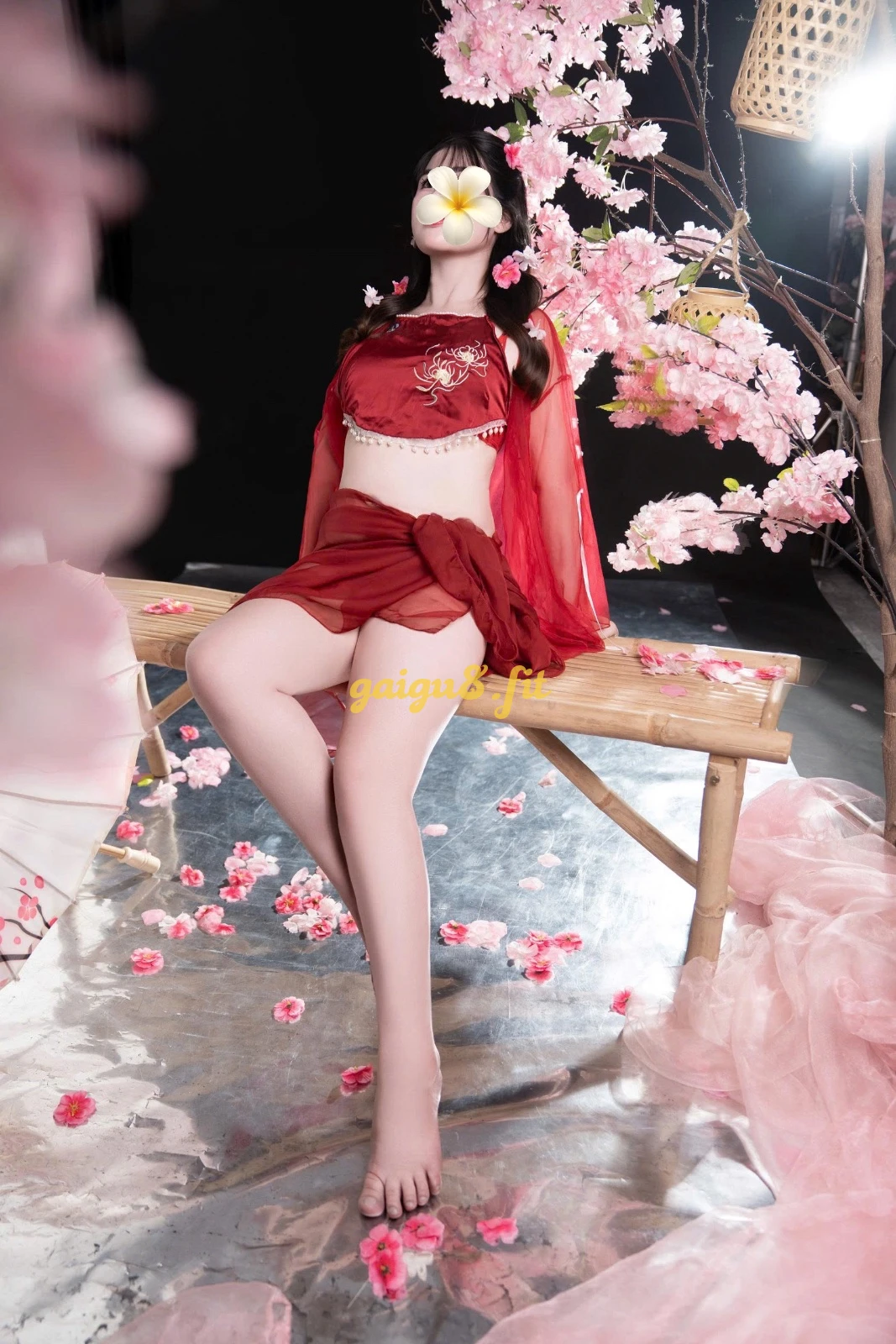 Tuyết Nhi:HÀNG SIÊU NGON, DA TRẮNG , DÁNG XINH BÚ LIẾM CỰC PHÊ