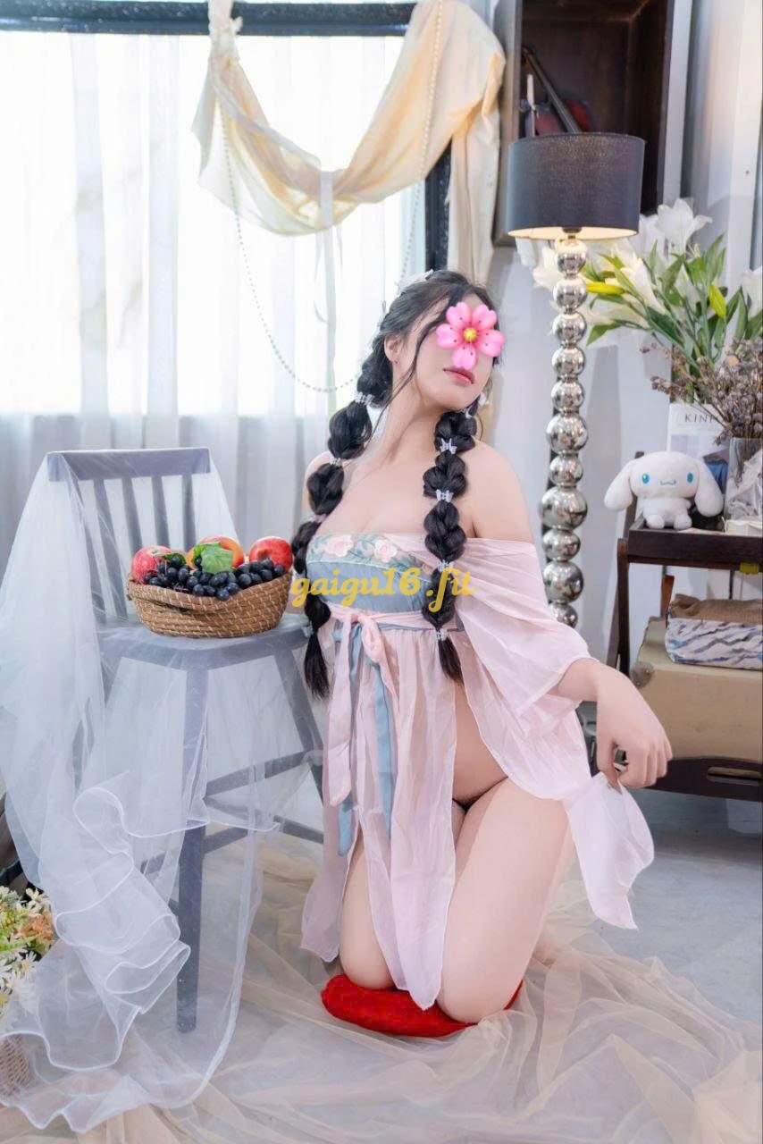 New Hót Teen 2k8 Bé Thanh Trà Baby 🌸 Non Tơ Sexy Đáng Yêu Quyến Rũ