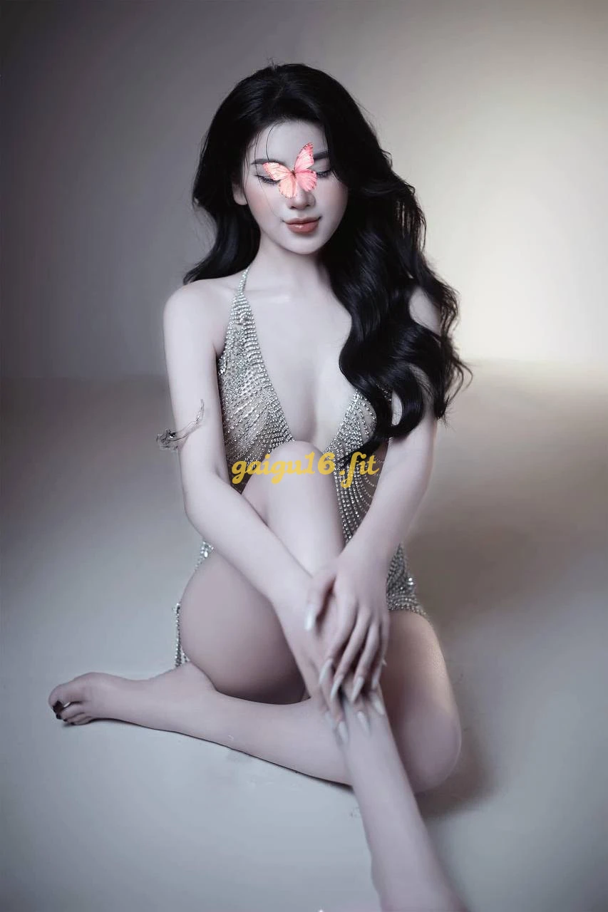 Tuệ San💔sexy babe hot girl