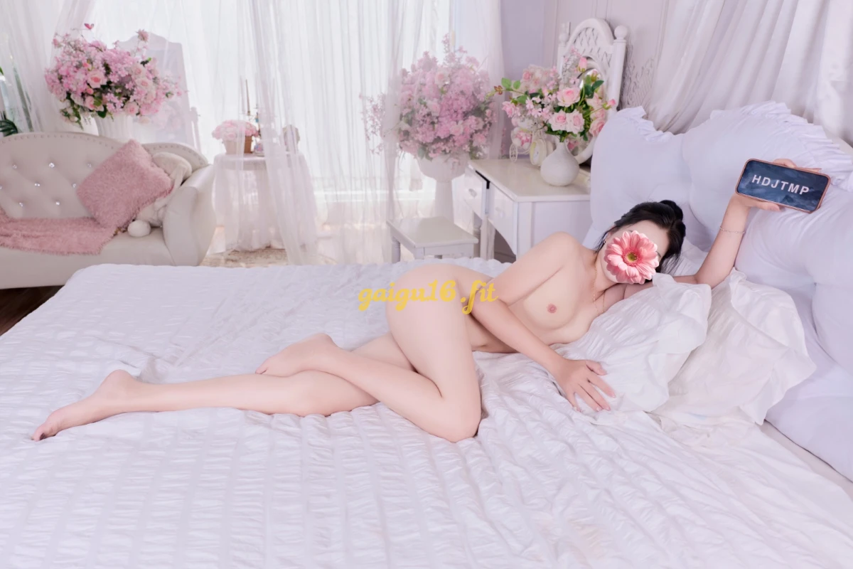 Mộc Miên Gái Xinh Ngoan Ngoãn Lần Đầu Lên Sóng
