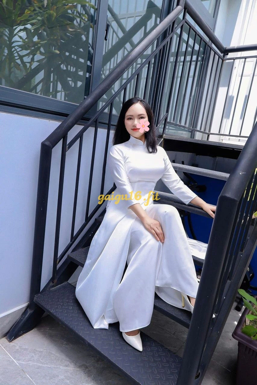 ❤️CÔ GIÁO HƯƠNG GIANG❤️ GÁI DÂM CHIỀU CHUỘNG NHƯ NGƯỜI TÌNH