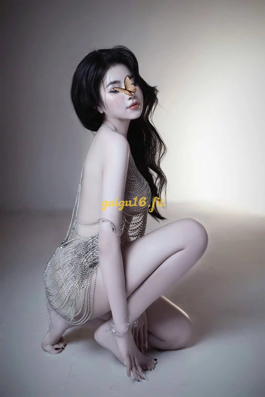 Tuệ San💔sexy babe hot girl