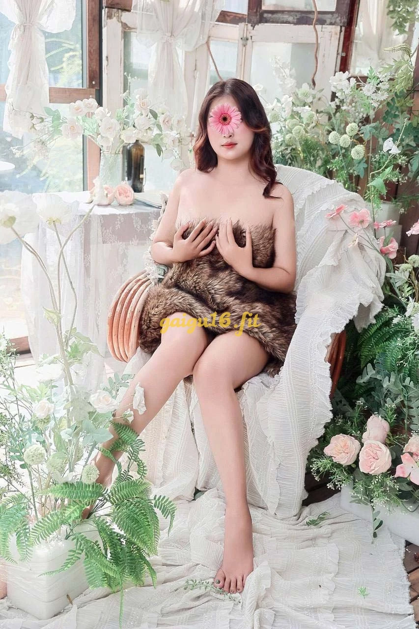 ❤️ Ngọc Nhi - Em Sinh Viên Da Trắng - Mặt Xinh - Làm tình phê tê tái