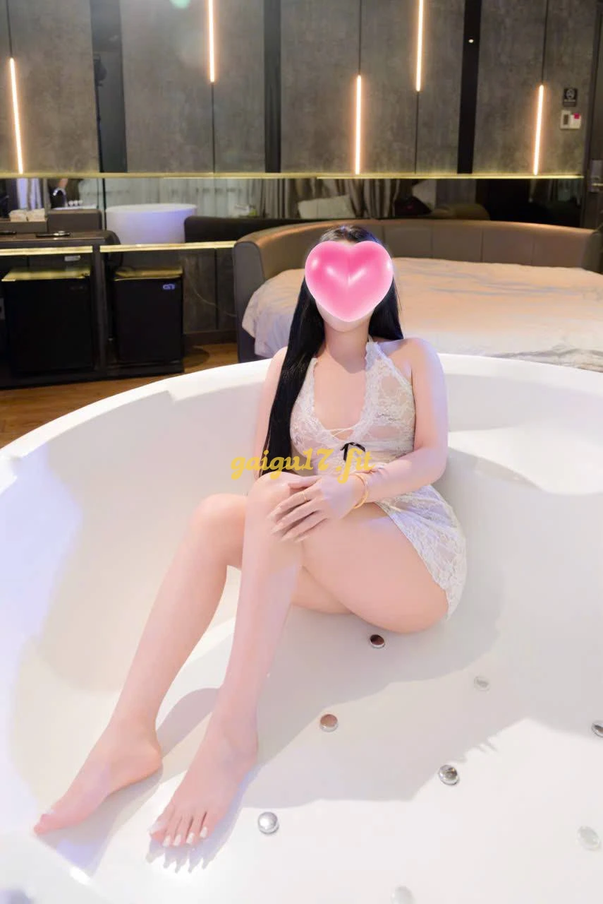 Hot!! 🔥 Thanh Nhi 🔥 Siêu Mẫu Có 1 Không 2 🔥 Đỉnh Chóp