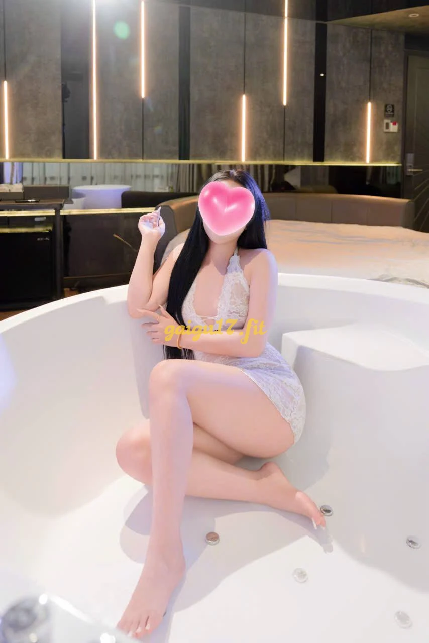 Hot!! 🔥 Thanh Nhi 🔥 Siêu Mẫu Có 1 Không 2 🔥 Đỉnh Chóp