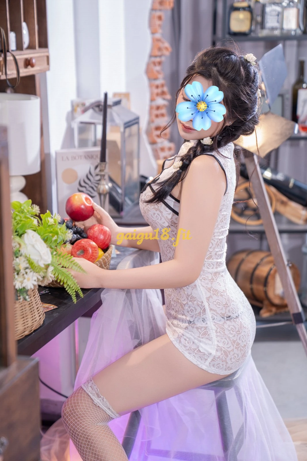BÉ LINH XINH DÂM ĐÁNG YÊU_ VÚ SIÊU ĐẸP_MÔNG CONG