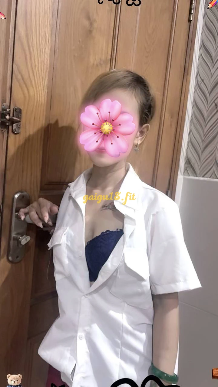 ÁI PHƯƠNG BÍM KHÍT - LÀM TÌNH CHUYÊN NGHIỆP - CHIỀU kHÁCH