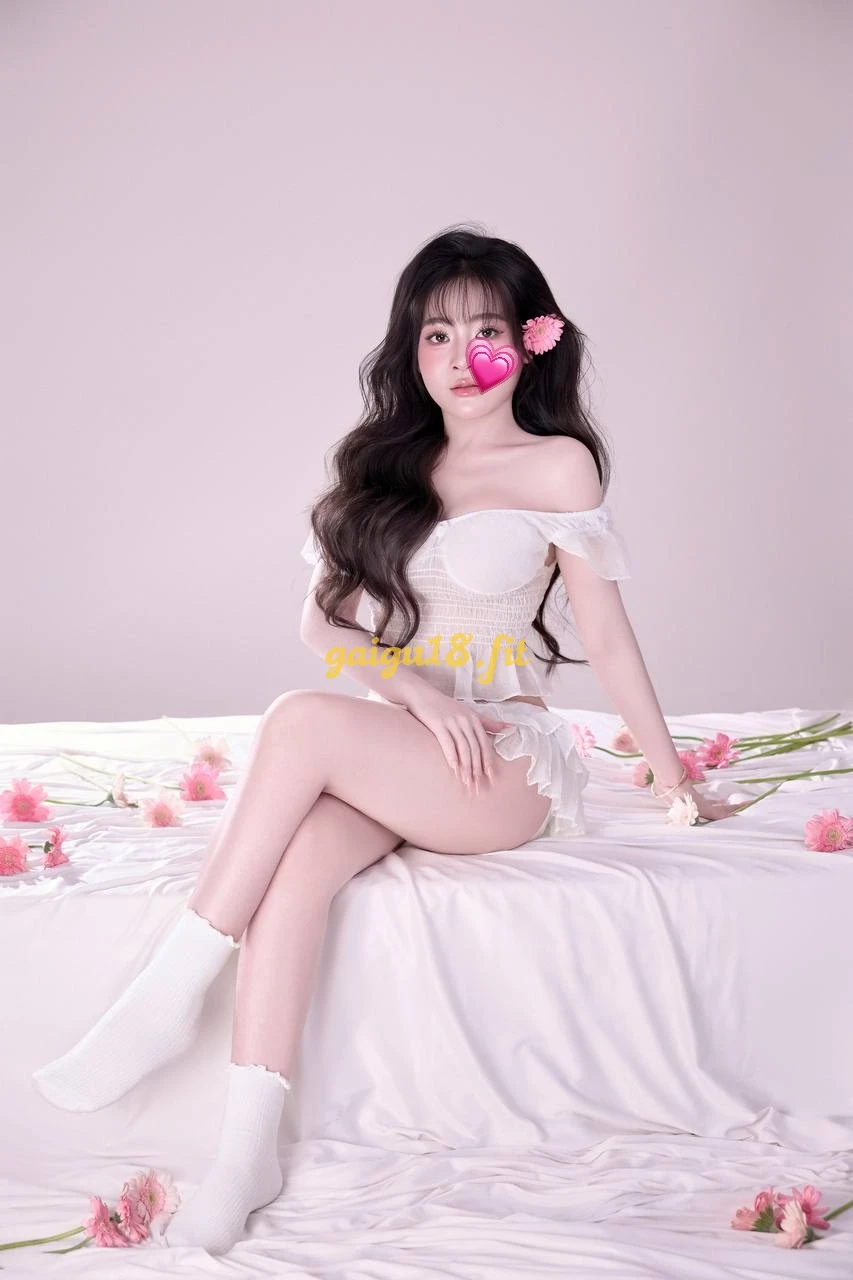 Như Ý Nhi 💋 baby hot babe siêu phẩm 2k3💔