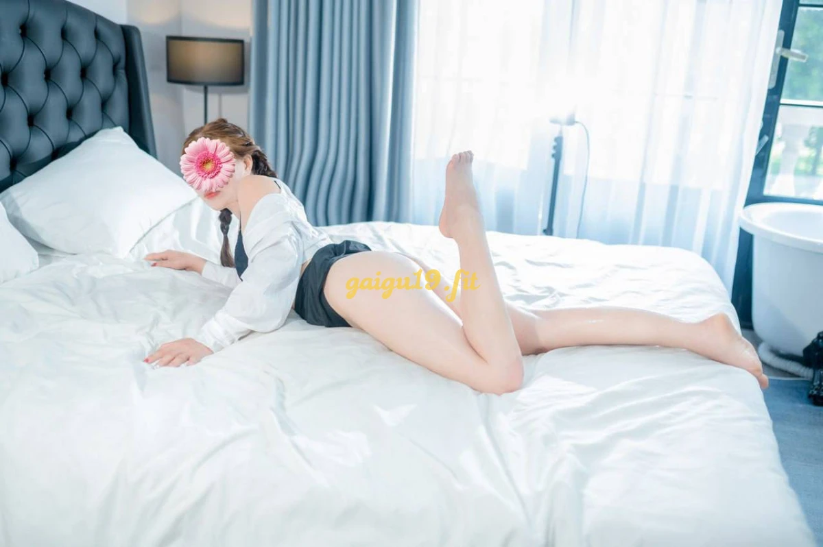 NGỌC LIÊN - Dâm nữ ngọt ngào - Tình cảm siêu dâm