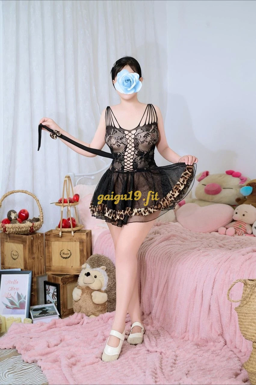 Dung Dung_ Gái dâm chiều khách, làm tình cực đỉnh