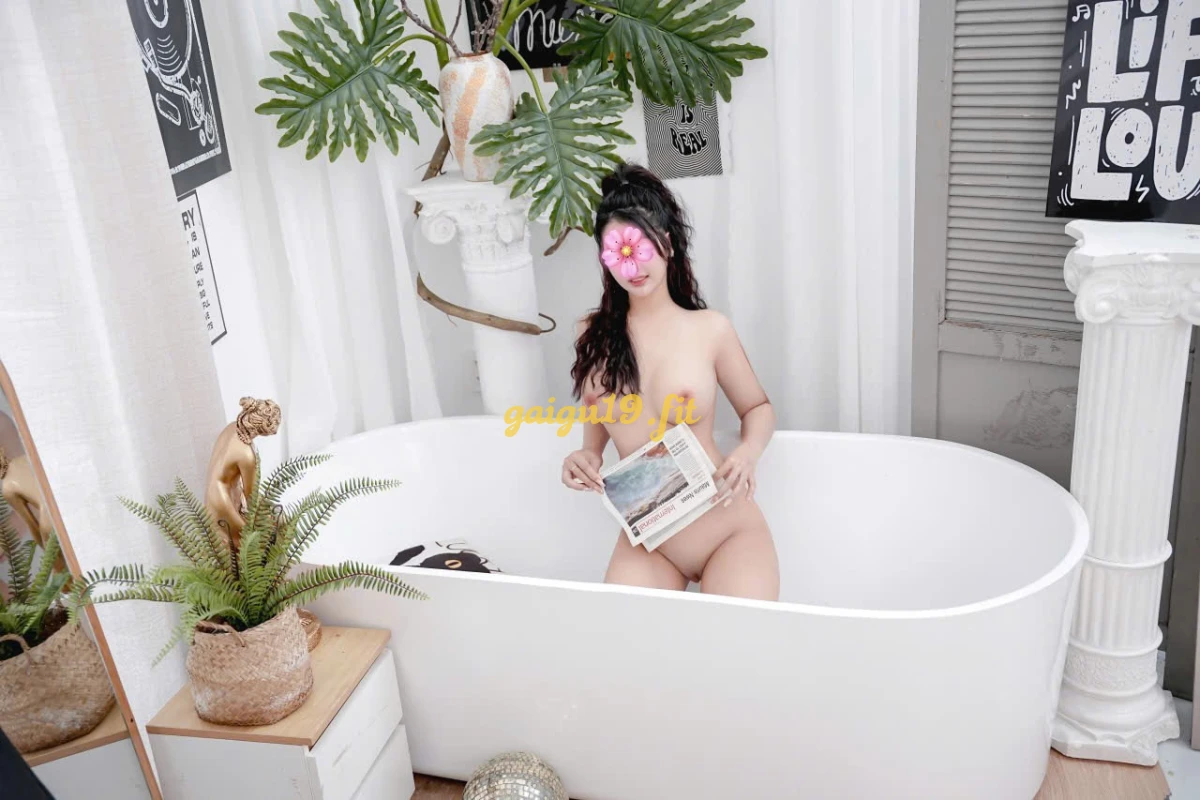 ❣️⭐QUỲNH CHI⭐❣️MÌNH DÂY DA TRẮNG XINH DÂM LÀM TÌNH CHUYÊN NGHIỆP