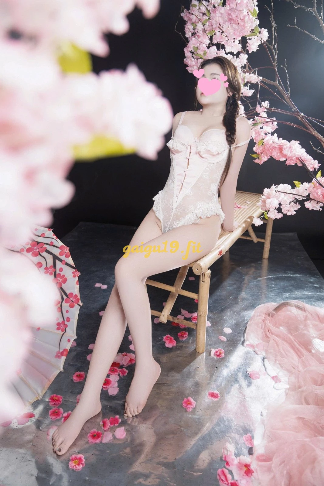 New Diệu Linh 🍑 Hàng Mới Gái Teen Ngon