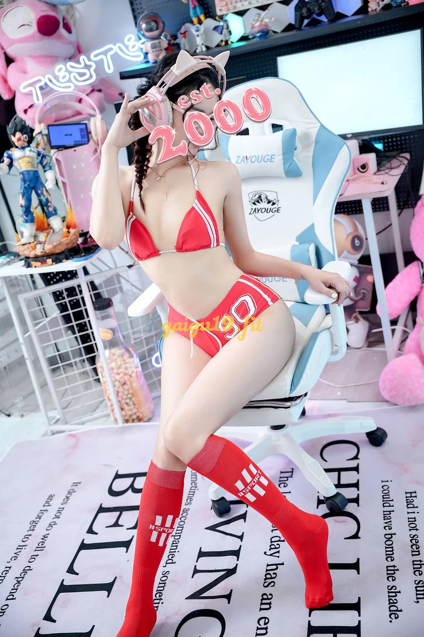 Chân dài Khánh An_ Làm tình dâm như gấu nhà