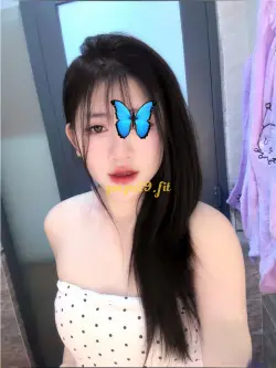💗GÁI XINH QUỲNH  ANH _ MẶT XINH NHƯ THIÊN THẦN _BODDY RẤT LÔI CUỐN_NON TƠ MỚI ĐI LÀM